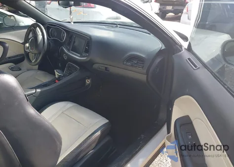 2015 Dodge Challenger R/T Plus z USA, uszkodzony, nr VIN 2C3CDZBT7FH761565